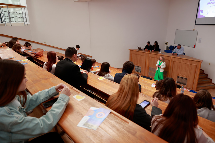 Danubius International University Supports the Formation of Future Leaders through the County Session for Training Student Representatives, Organized by the Galați County Student Council