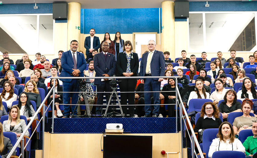 Conferinţa „Corupția și capcana sărăciei” la Universitatea Internaţională Danubius: Dialog academic cu Laura Codruţa Kövesi