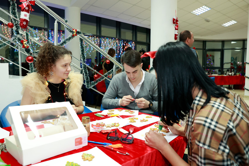 The Magic of the Holidays at DIU: Tradition and Joy at the Student Christmas Party