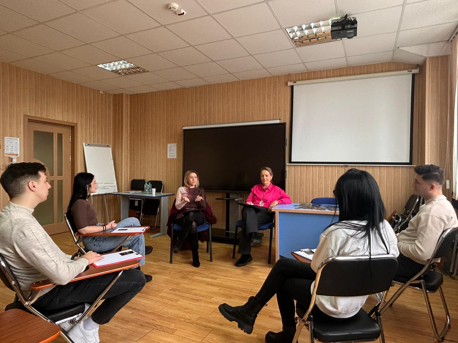 Activități de consiliere în cadrul proiectului OUDI –325429 „Oportunități Universitare pentru Diversitate și Integrare”: dezvoltarea personală, comunicarea asertivă și exprimarea emoțiilor