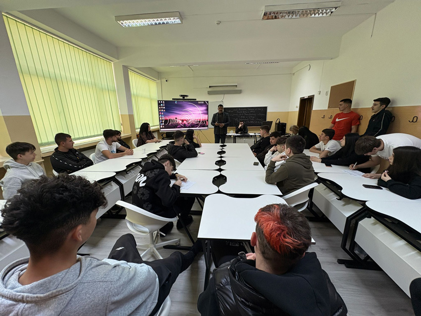 Activitate de informare în cadrul proiectului OUDI – „Oportunități Universitare pentru Diversitate și Integrare”
